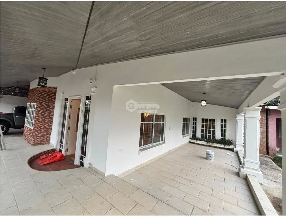Single Family House for sale in Colon