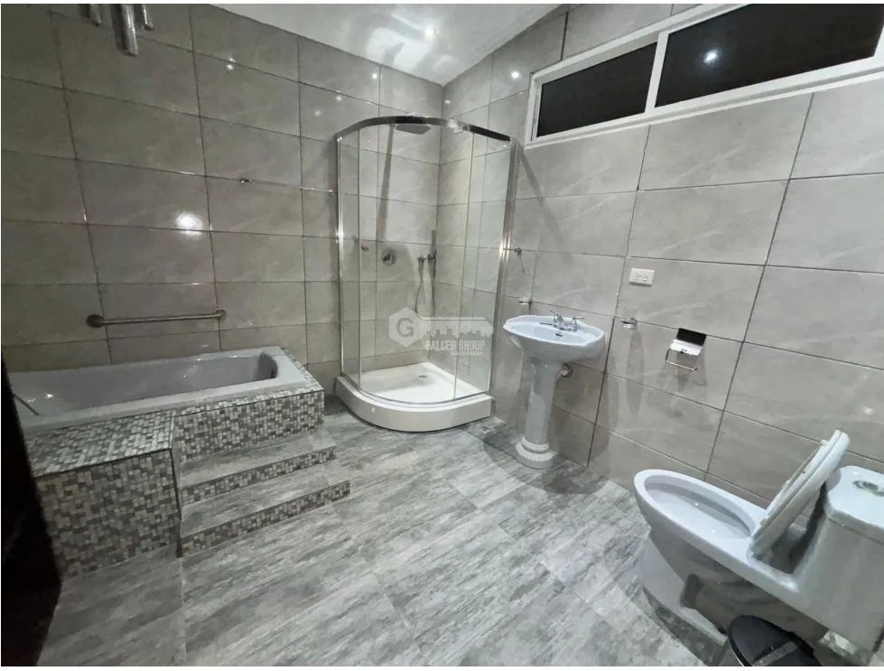 Single Family House for sale in Colon