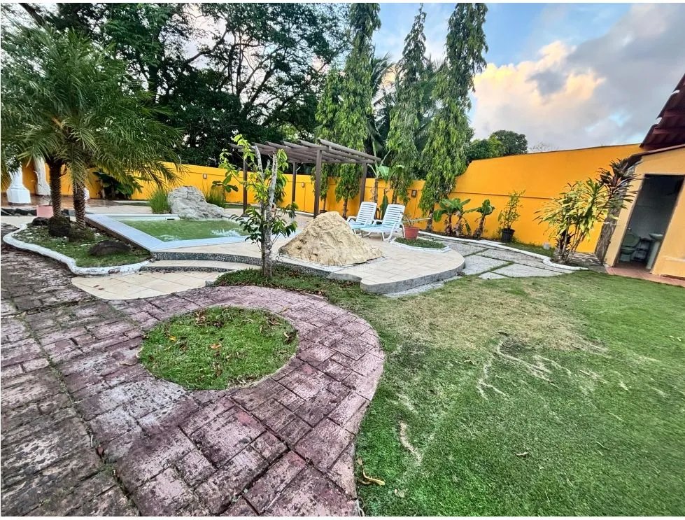 Single Family House for sale in Colon