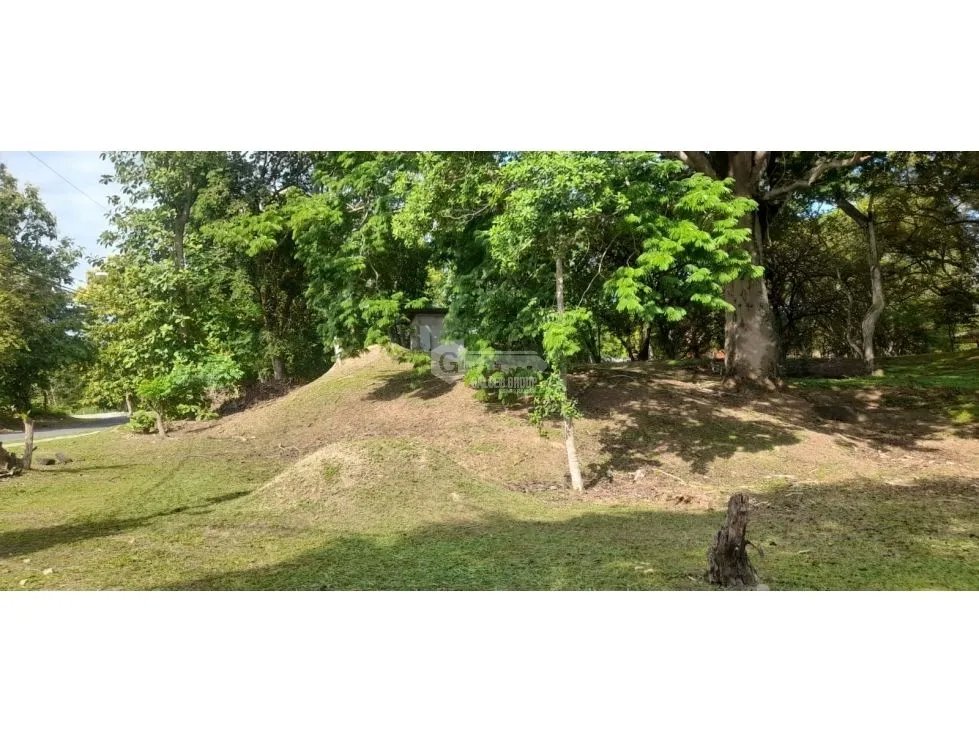 TERRENO DE ESQUINA / SAN CARLOS / COSTA ESMERALDA / 1000m2