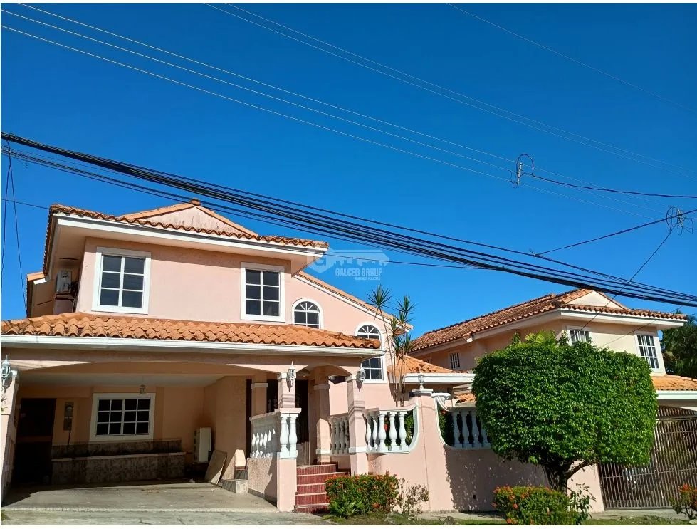 Single Family House for rent in Altos de Panama