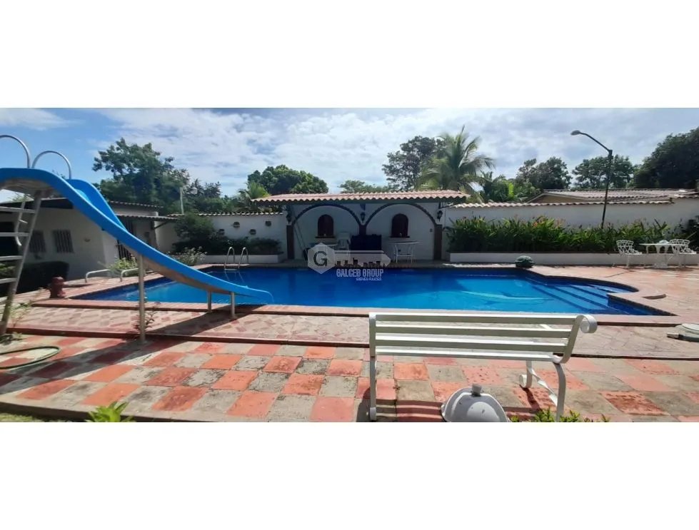 CORONADO / CASA CON PISCINA Y AMPLIO TERRENO / CON ANEXO / 1800M2 / DH