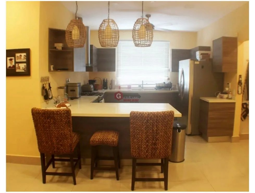 SAN CARLOS / CASAMAR / 270m2 / 3 HABITACIONES / CERCA DEL MAR
