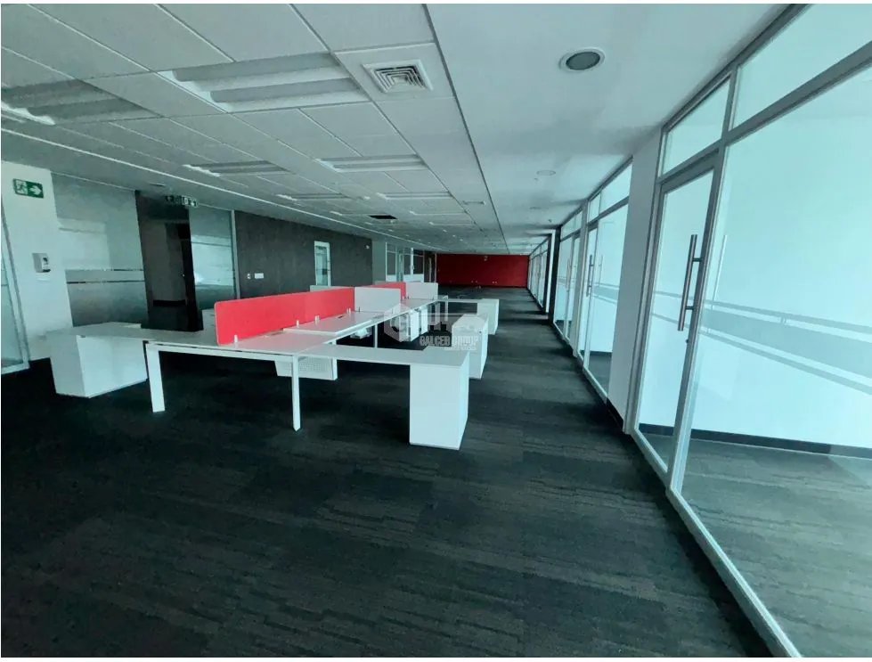 COSTA DEL ESTE / OFICINA / PLAZA REAL / 609M / DIVISIONES / VACIA