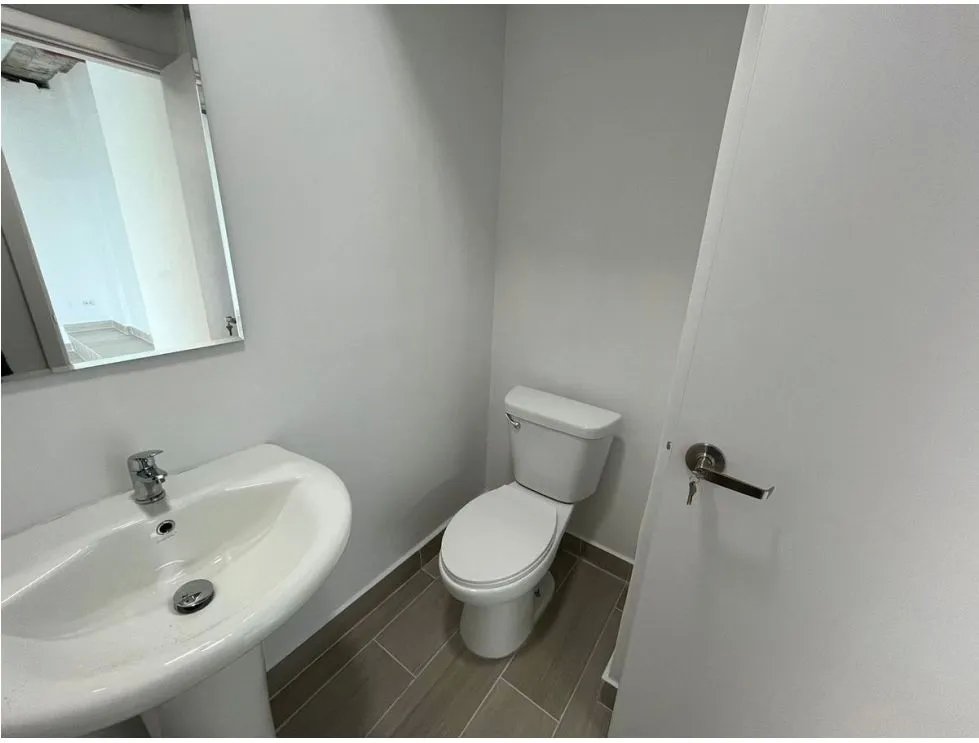 OFICINA / CALLE 50 / TORRE GLOBAL /106m2 / NEGOCIABLE/ ESPACIO ABIERTO