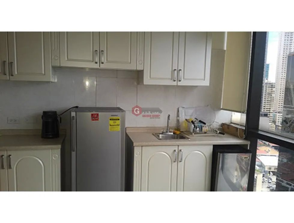 OFICINA / CALLE 50  / BANCO GENERAL / 350M2 / AIRE CENTRAL