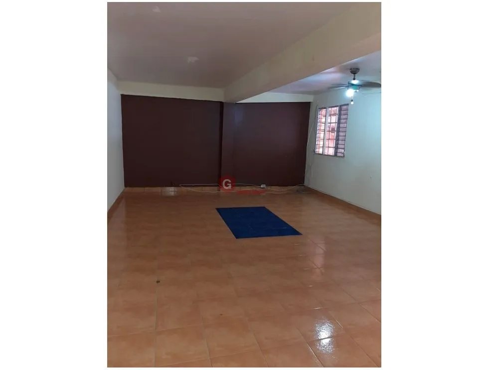 VERACRUZ / CASA PARA USO COMERCIAL O RESIDENCIAL / 410m2 / 8 HABITAC.