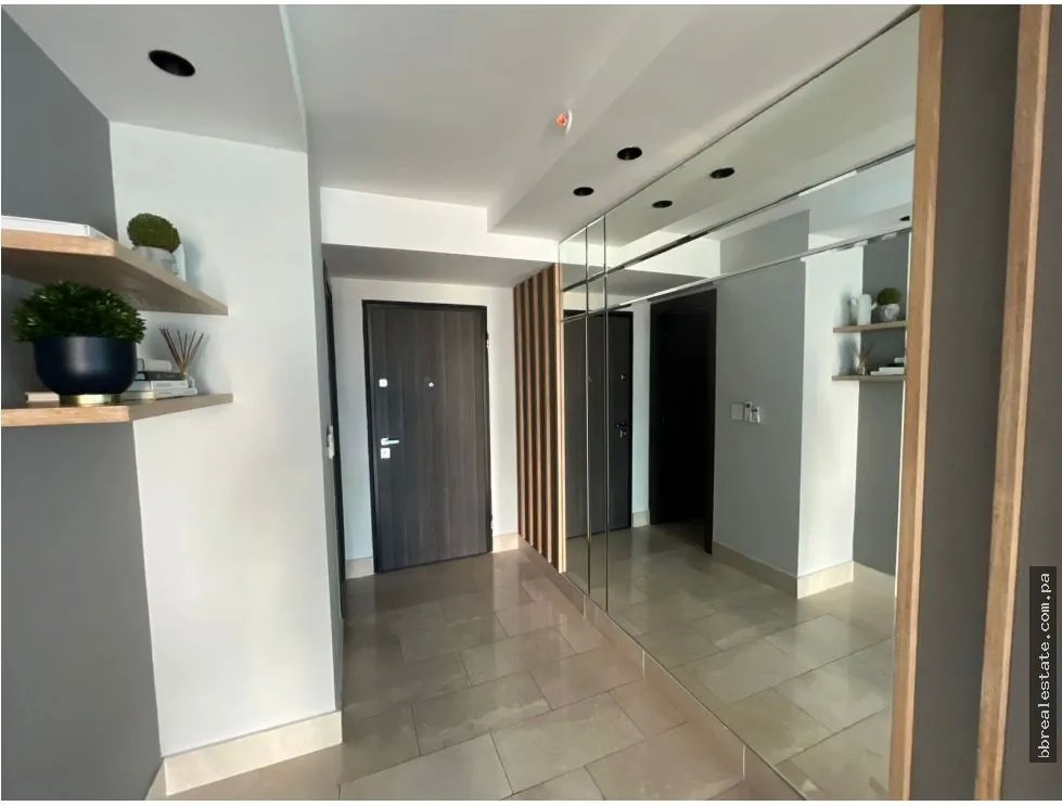 Apartment for rent in Coco del Mar
