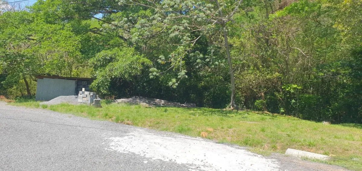 Terreno en venta en urbanización Villa Natalia