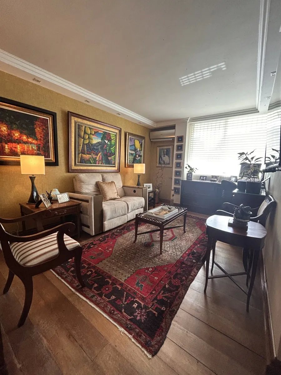 Spacious 249 m² Apartment in El Cangrejo | 3 Bedrooms + Study | 1 Unit Per Floor