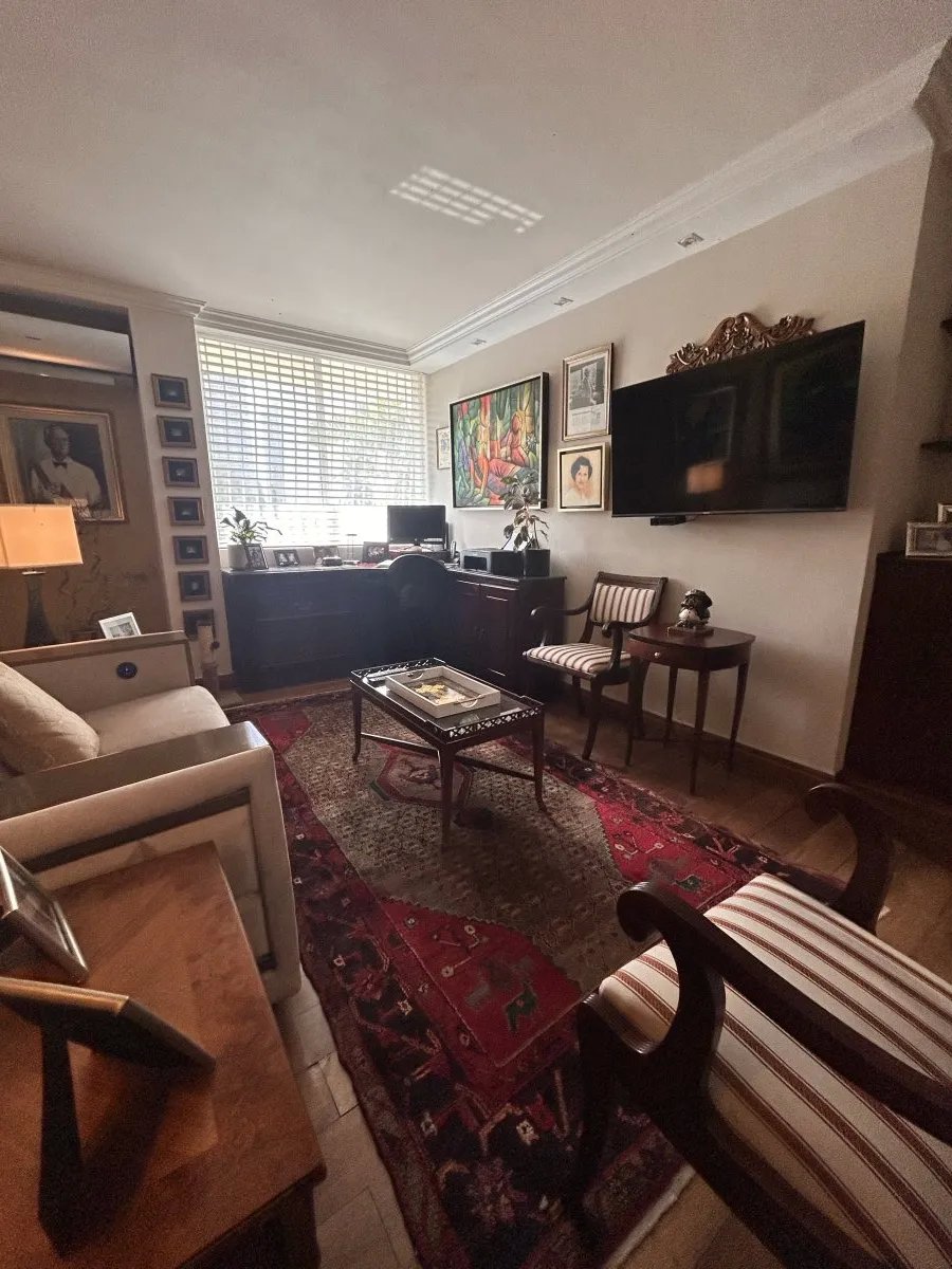 Spacious 249 m² Apartment in El Cangrejo | 3 Bedrooms + Study | 1 Unit Per Floor