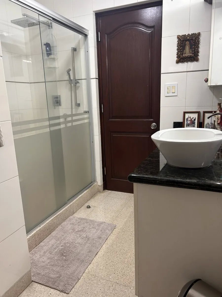 Spacious 249 m² Apartment in El Cangrejo | 3 Bedrooms + Study | 1 Unit Per Floor