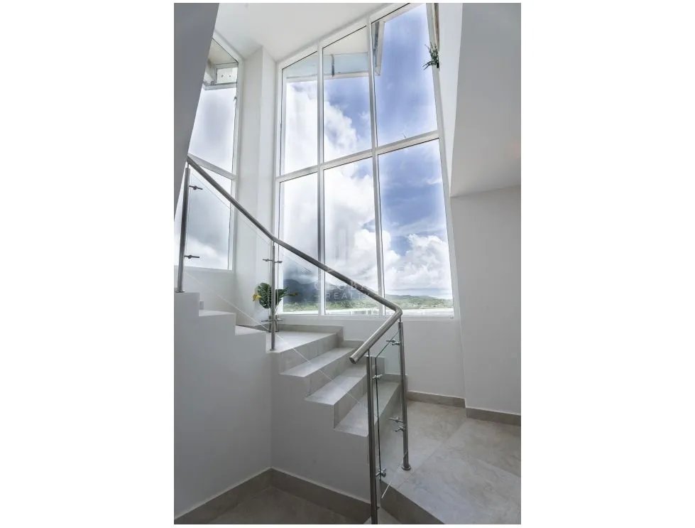 Se Vende Apartamento en PH Ocean Waves Playa Malibu