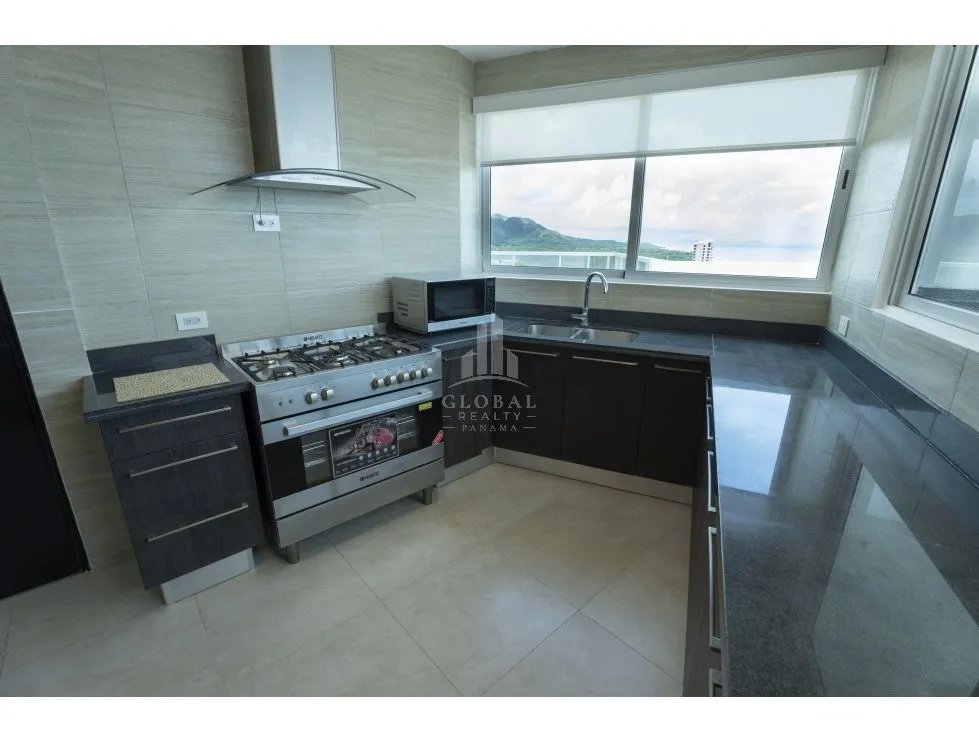 Se Vende Apartamento en PH Ocean Waves Playa Malibu
