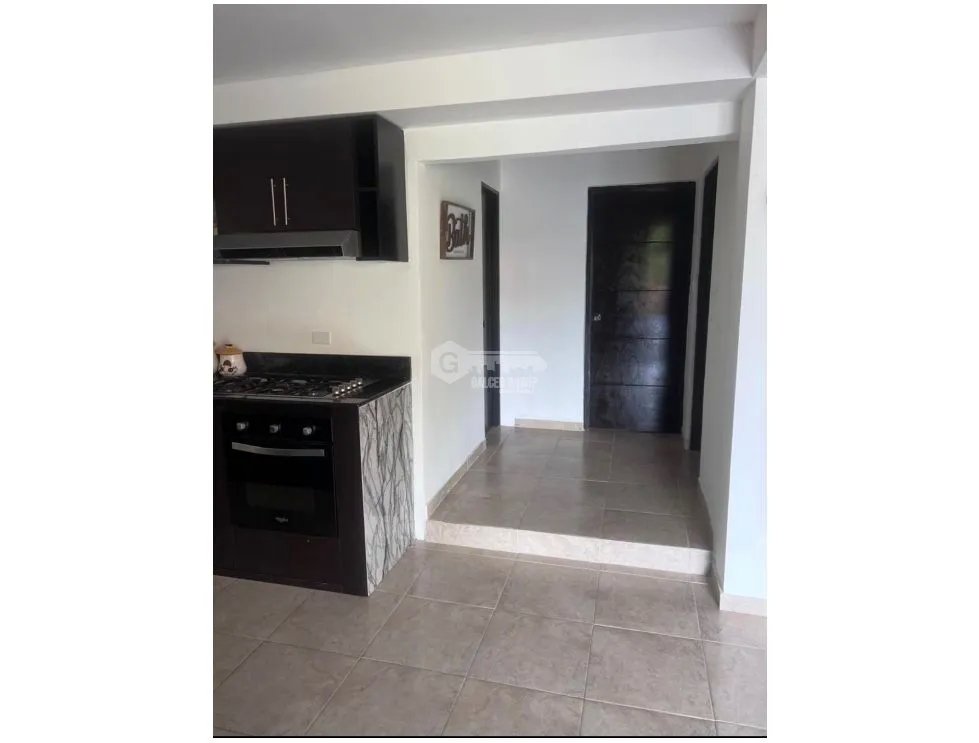 CHAME / GORGONA / 1080M / 4 BEDROOMS / POOL / TERRACE
