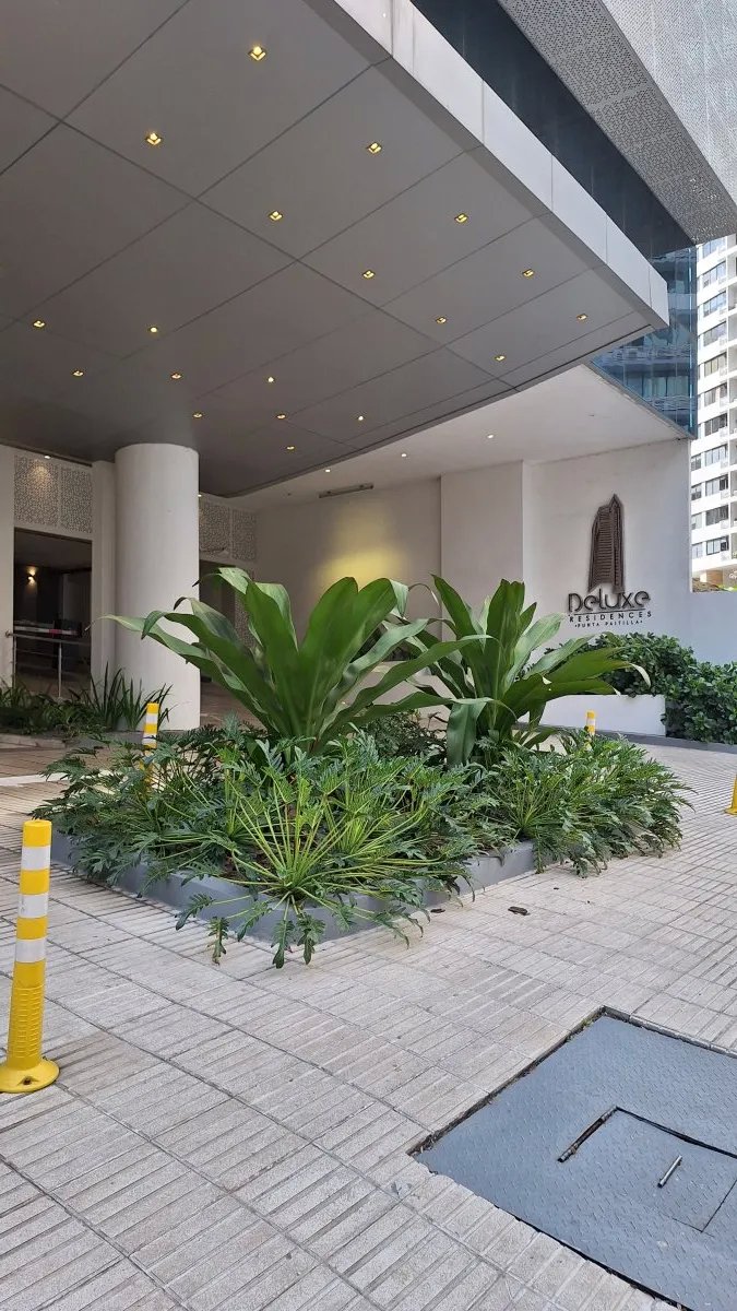 Experience Comfort and Elegance in this PH Deluxe Punta Paitilla Apartment, 199.60 m², $513,895, Spacious and Flexible