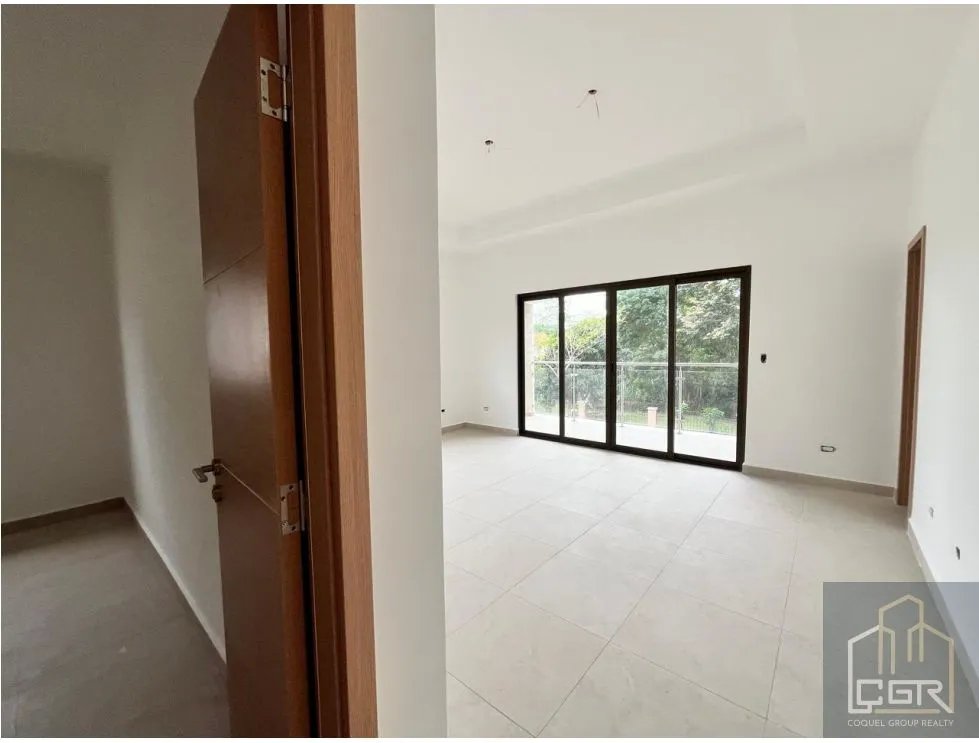 VENTA DE CASA EN PH CLAYTON FOREST