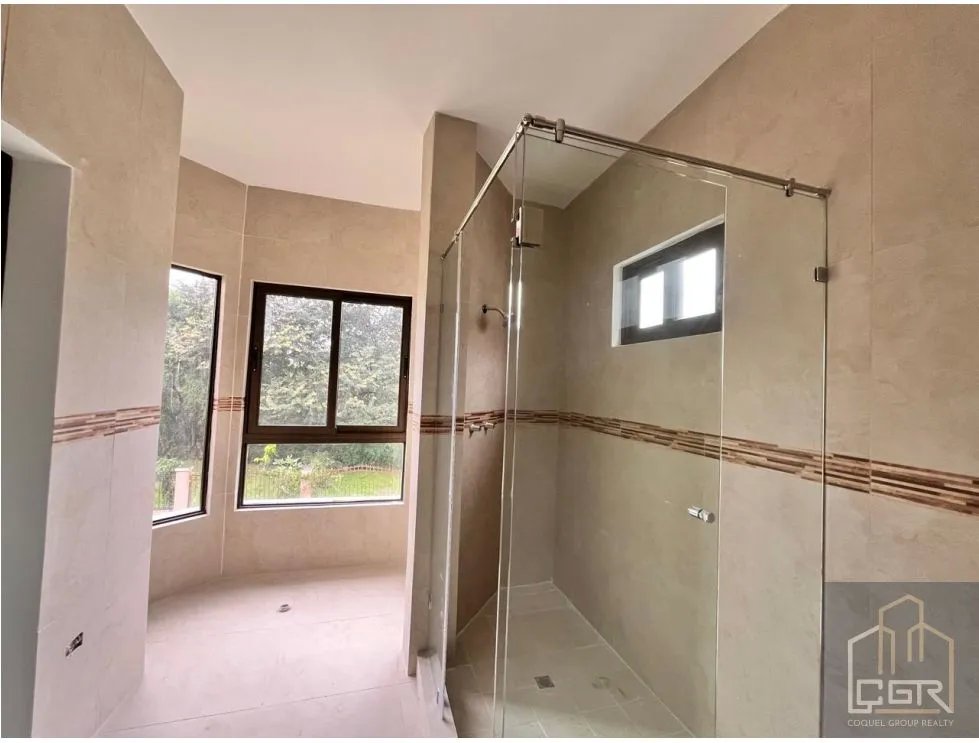 VENTA DE CASA EN PH CLAYTON FOREST