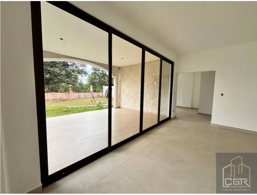 VENTA DE CASA EN PH CLAYTON FOREST