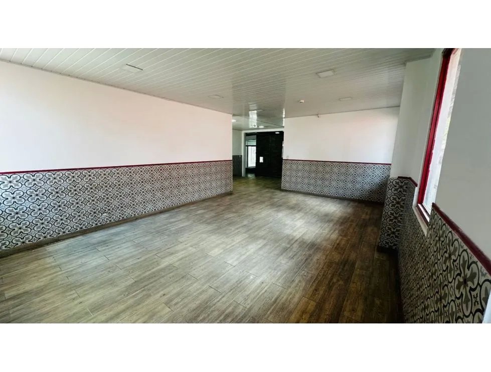 Alquiler de local comercial en San Francisco. EAR
