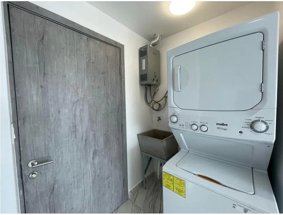 Alquiler de apartamento amoblado en PH The Sands, Av. Balboa. EL