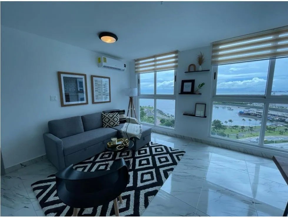 Alquiler de apartamento amoblado en PH The Sands, Av. Balboa. EL