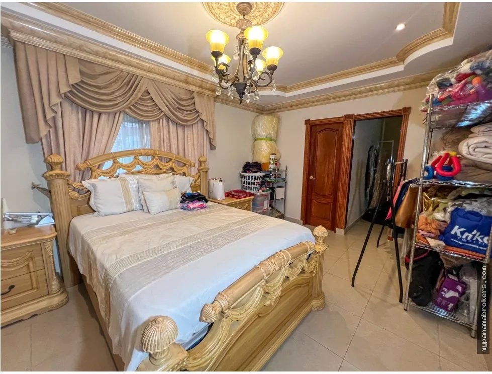 Se vende Casa en Urbanización Margarita, Colón