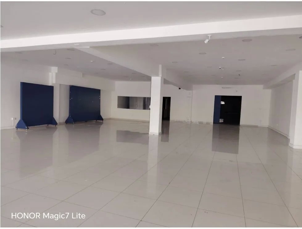 Alquiler de oficina comercial en Edificio Domino, Vía España. EAR