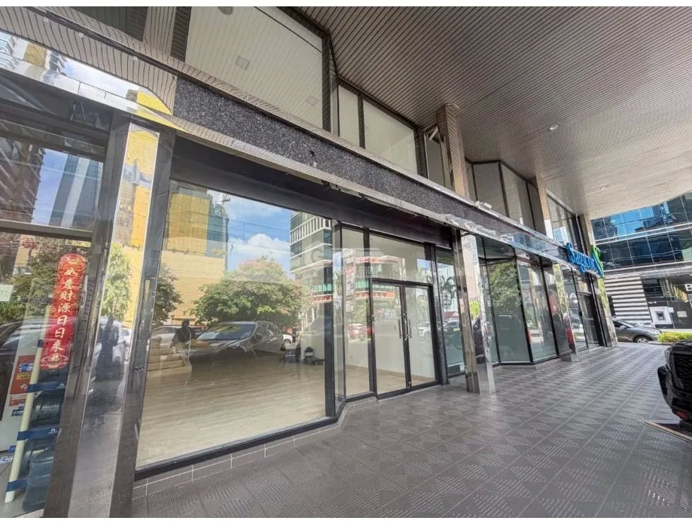 LOCAL / PLAZA OBARRIO / 196.04 MT / PLANTA BAJA / MEZZANINE NS
