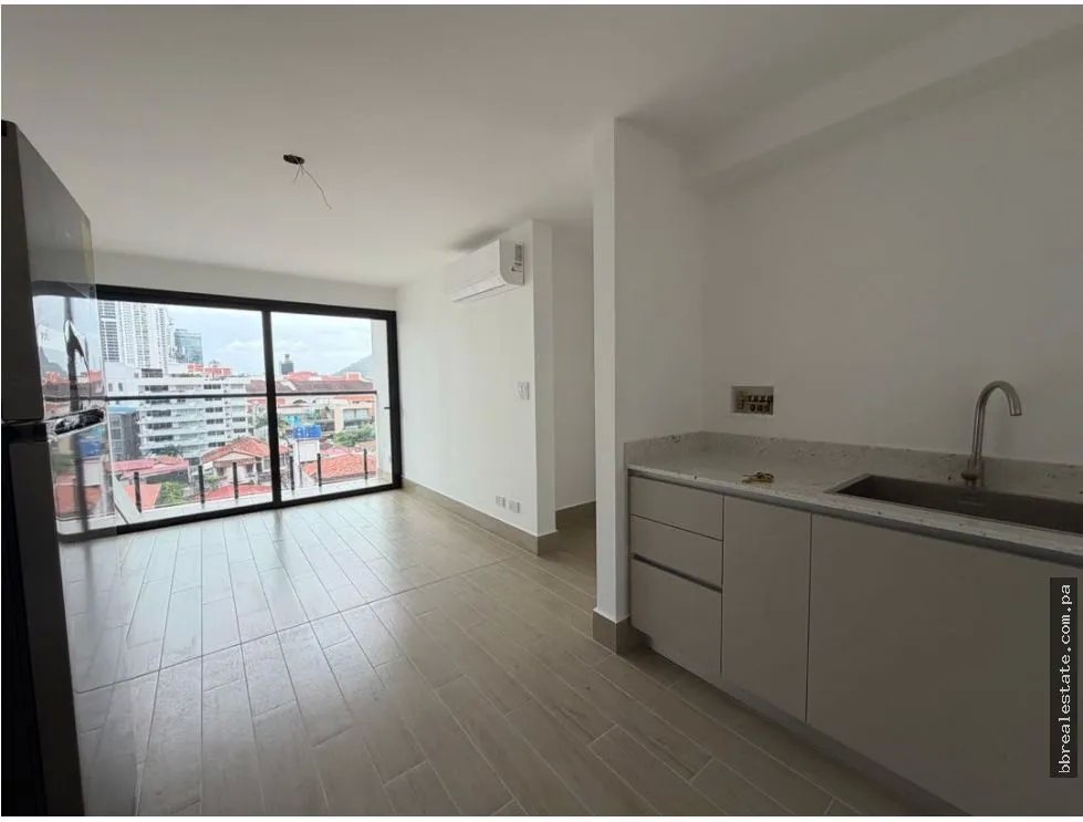 Alquiler de Apartamento en PH Armonía, Ave. Balboa