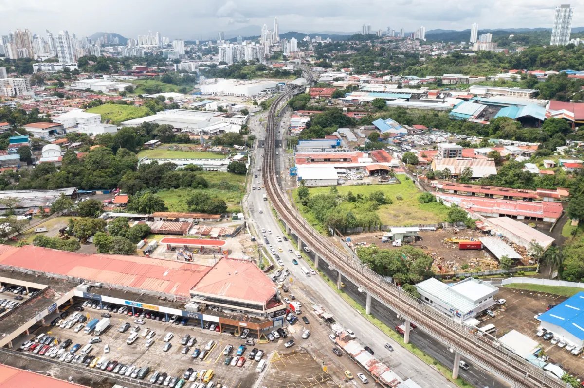 Se vende terreno en Vía Transístmica