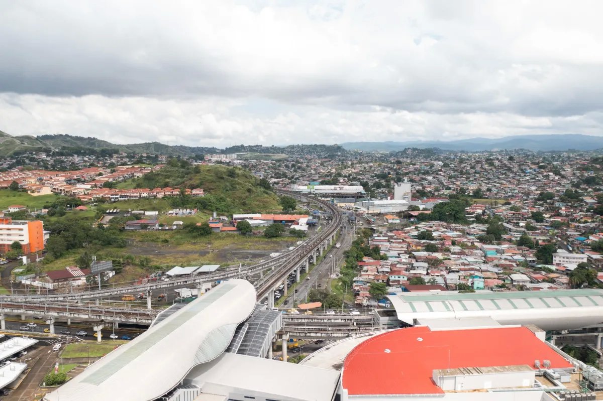 Se vende terreno en Vía Transístmica