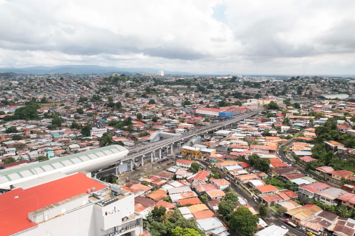 Se vende terreno en Vía Transístmica
