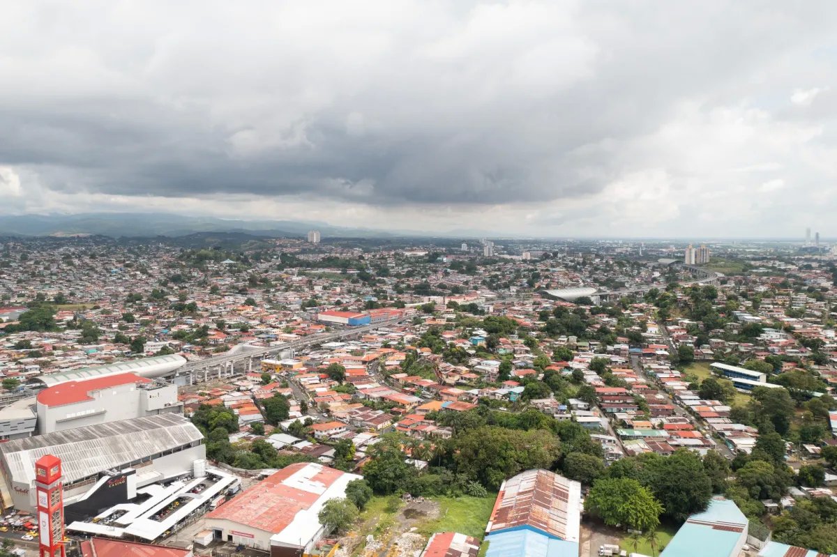 Se vende terreno en Vía Transístmica