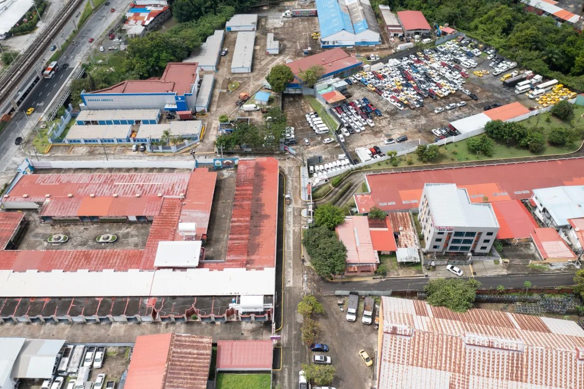 Se vende terreno en Vía Transístmica