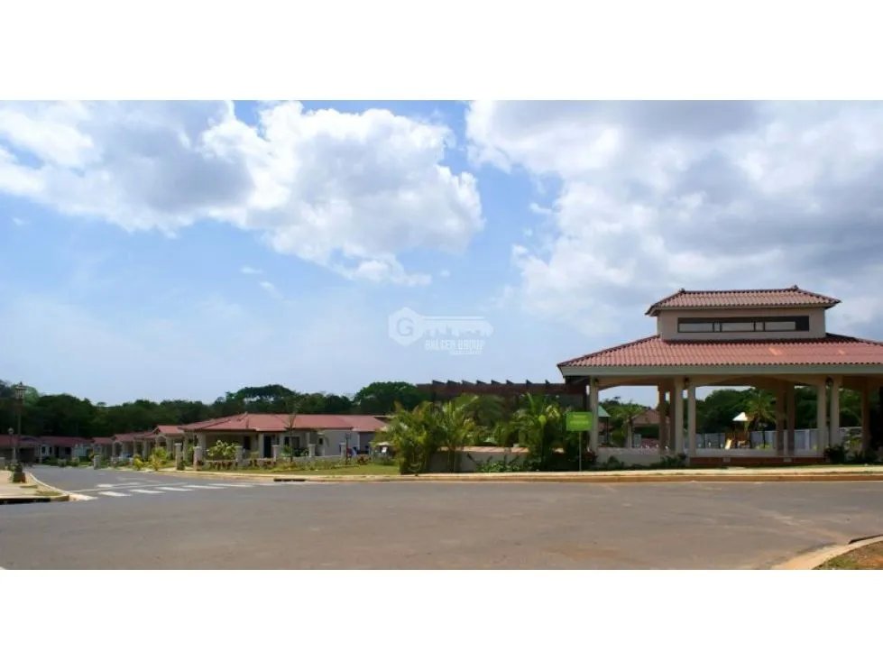 LA CHORRERA COSTA VERDE / SUMMER HILL / 390M / 3 HABITACION PISCINA JC