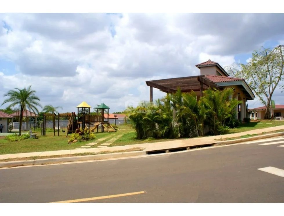 LA CHORRERA COSTA VERDE / SUMMER HILL / 390M / 3 HABITACION PISCINA JC