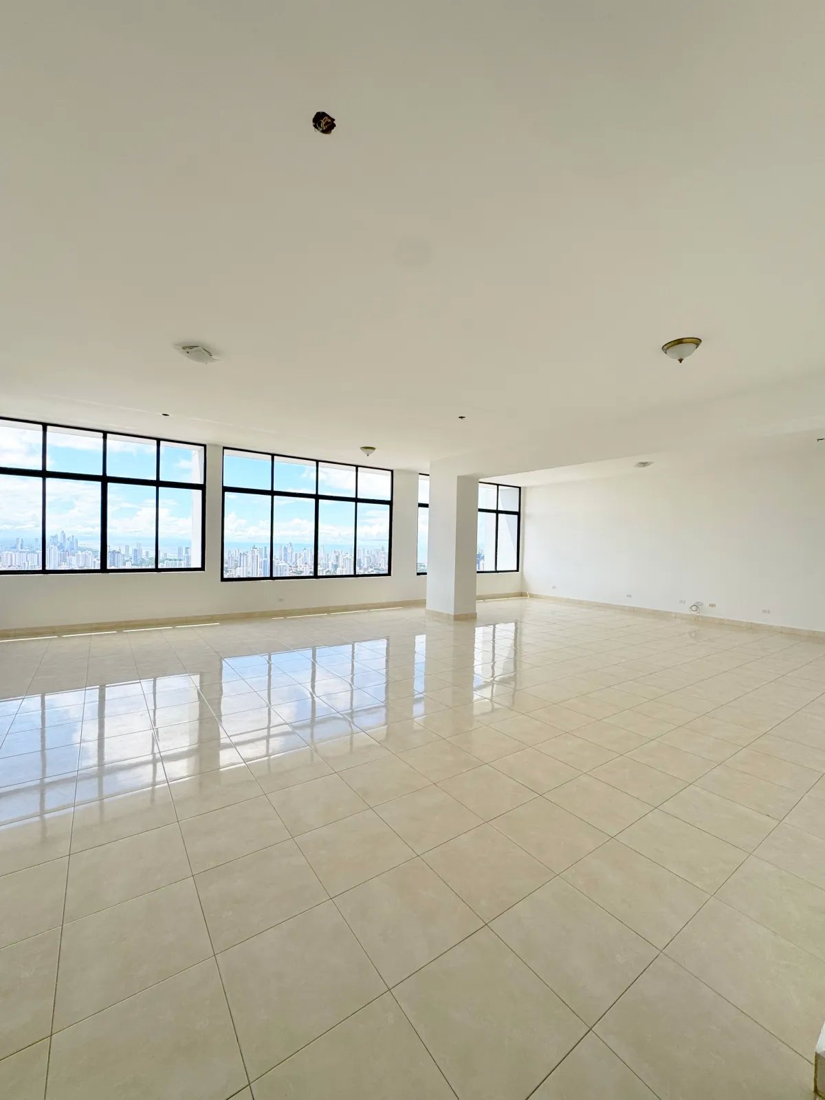 Majestic Penthouse en Elite 400, 590 m², Vista 360°, Exonerado por 20 ...