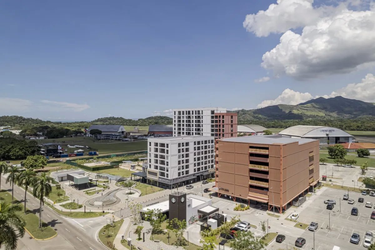 ¡Venta de Apartamento -invierte y vive en Centriqo, Panamá Pacífico!