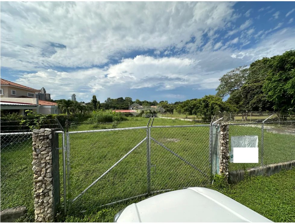 SE VENDE TERRENO EN CORONADO 1281M PLANO NEGOCIABLE