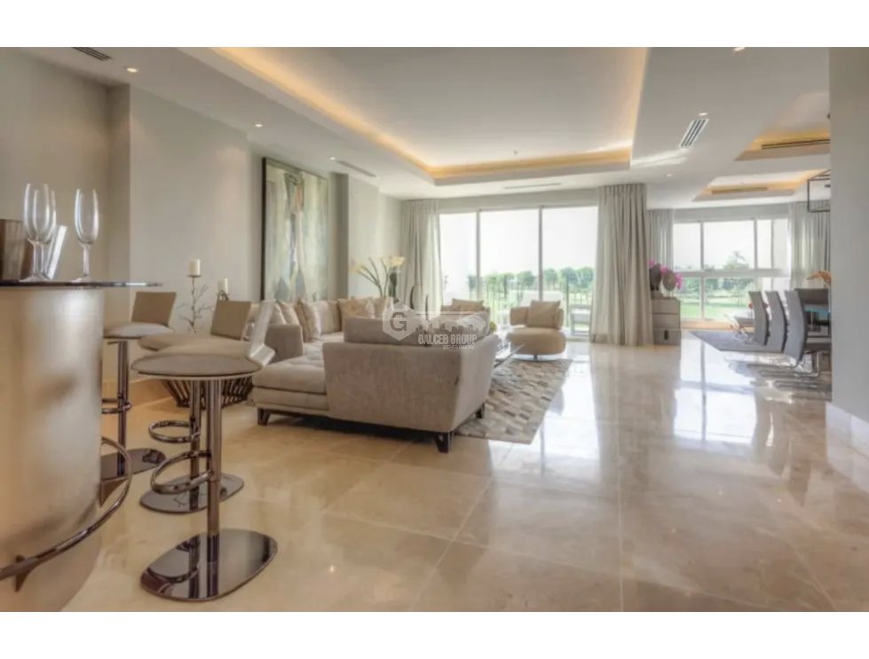 SE VENDE APARTAMENTO EN SANTA MARIA 335M 4 HABITACIONES BALCON