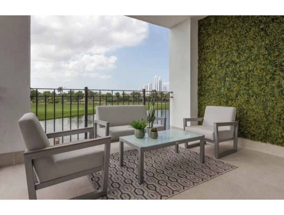 SE VENDE APARTAMENTO EN SANTA MARIA 335M 4 HABITACIONES BALCON