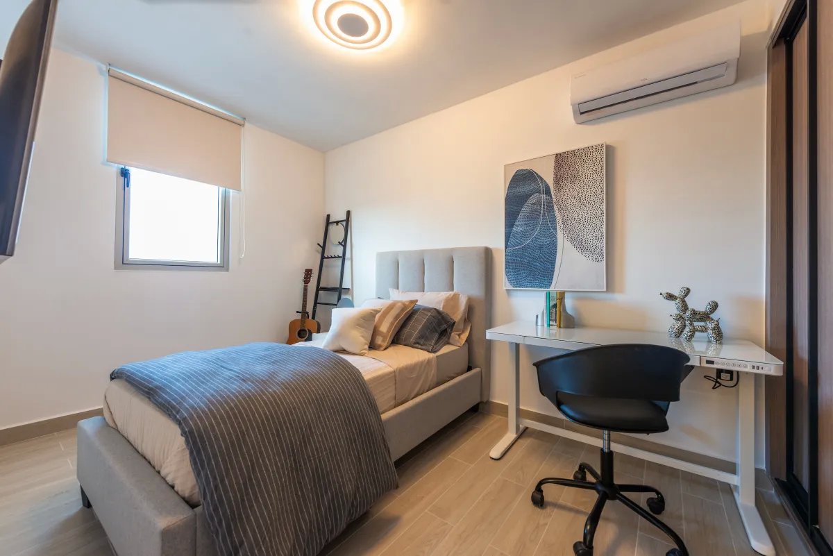 Greenwood Towers T200 Opportunity: 59.71 m², 2 Bedrooms + 2 Bathrooms with Trans-Isthmian Highway View