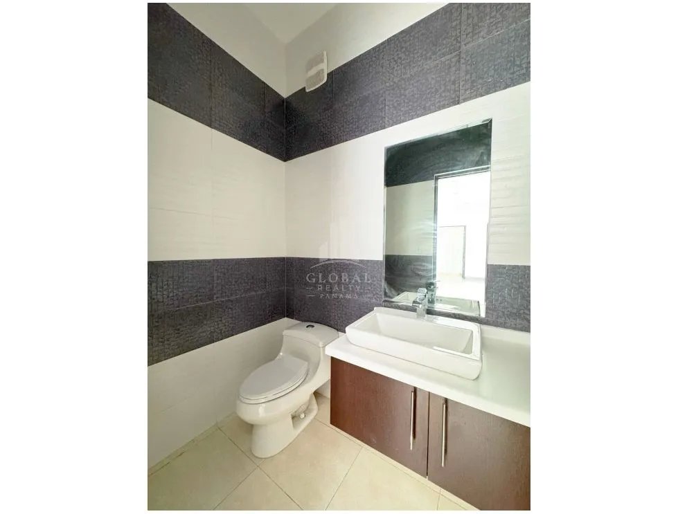 Penthouse for sale in Panama