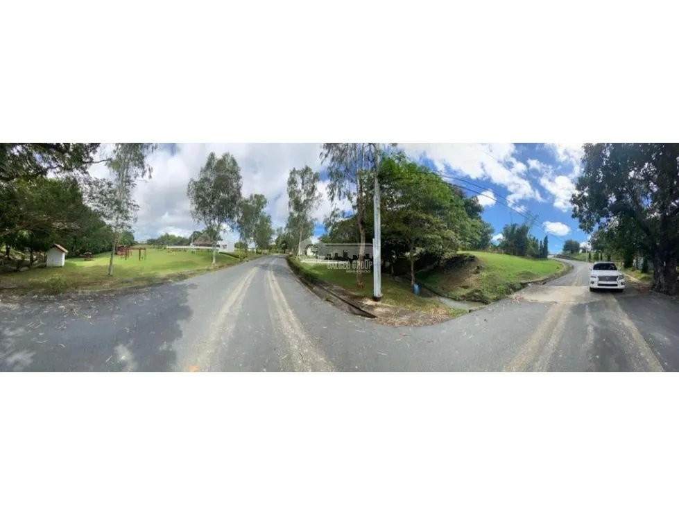 TERRENO / CHAME / LAS LAJAS SANTA FE / 1279 M2 /  PISCINA / PLANO