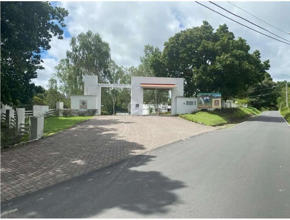 TERRENO / CHAME / LAS LAJAS SANTA FE / 1279 M2 /  PISCINA / PLANO