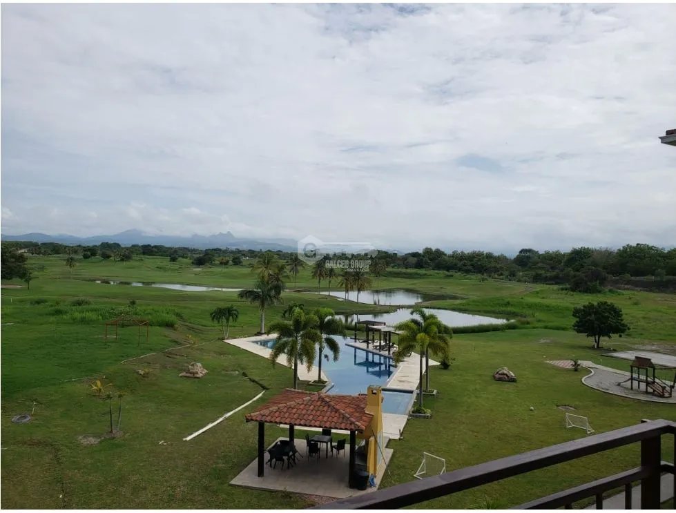 SE VENDE APARTAMENTO EN SAN CARLOS PH CASA REAL 145 M2 CON BALCON