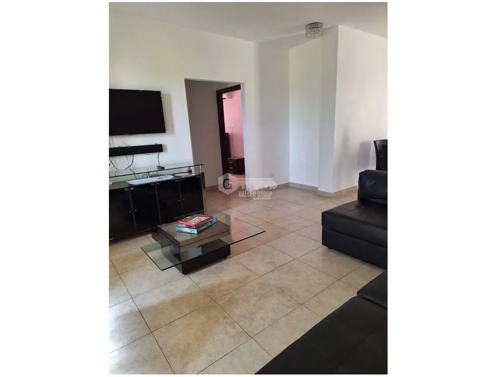 SE VENDE APARTAMENTO EN SAN CARLOS PH CASA REAL 145 M2 CON BALCON