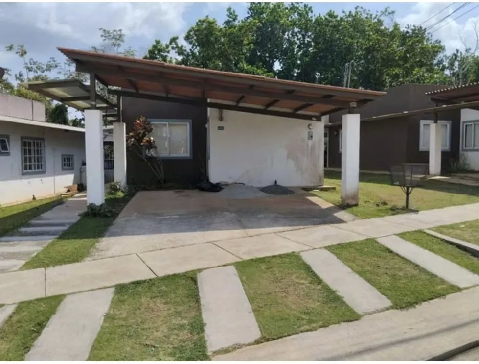 SE VENDE CASA EN ARRAIJAN PH LA CAMPIÑA 115 M2 CON TERRAZA
