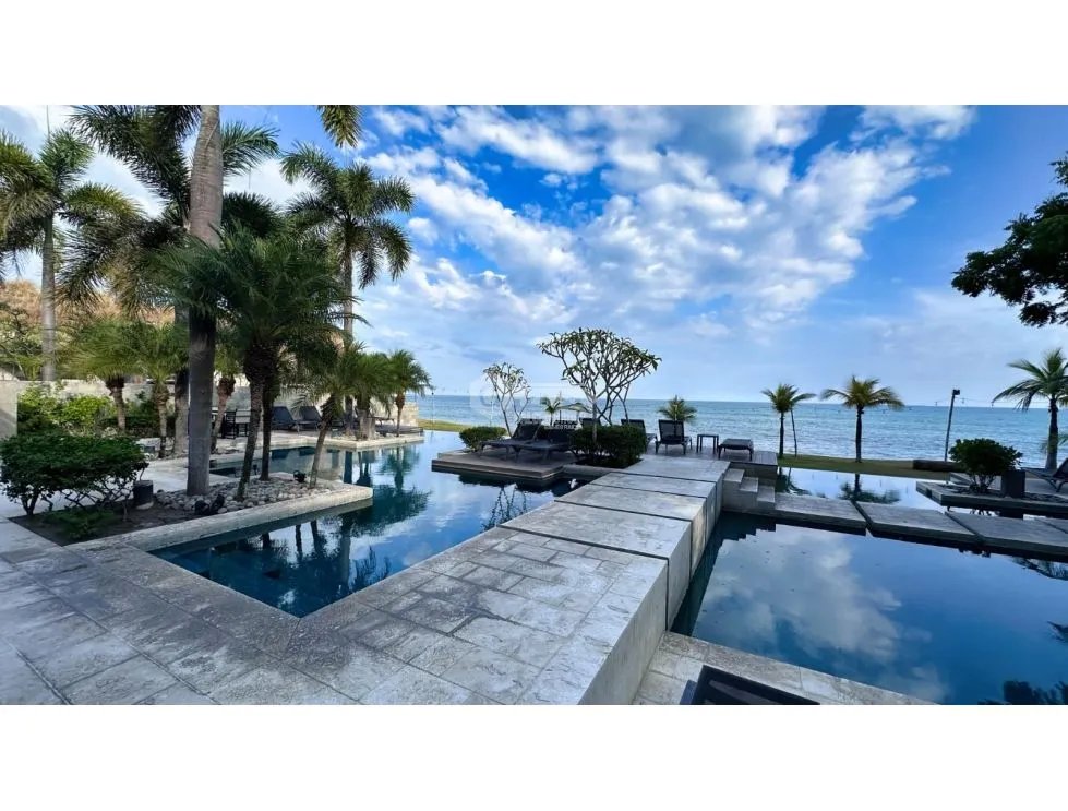 SE VENDE CASA EN SAN CARLOS PUNTA CAELO 180 M2 CON TERRAZA